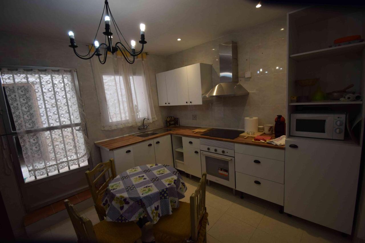 Purullena Apartamentos Horno Y Casa De Dulce מראה חיצוני תמונה