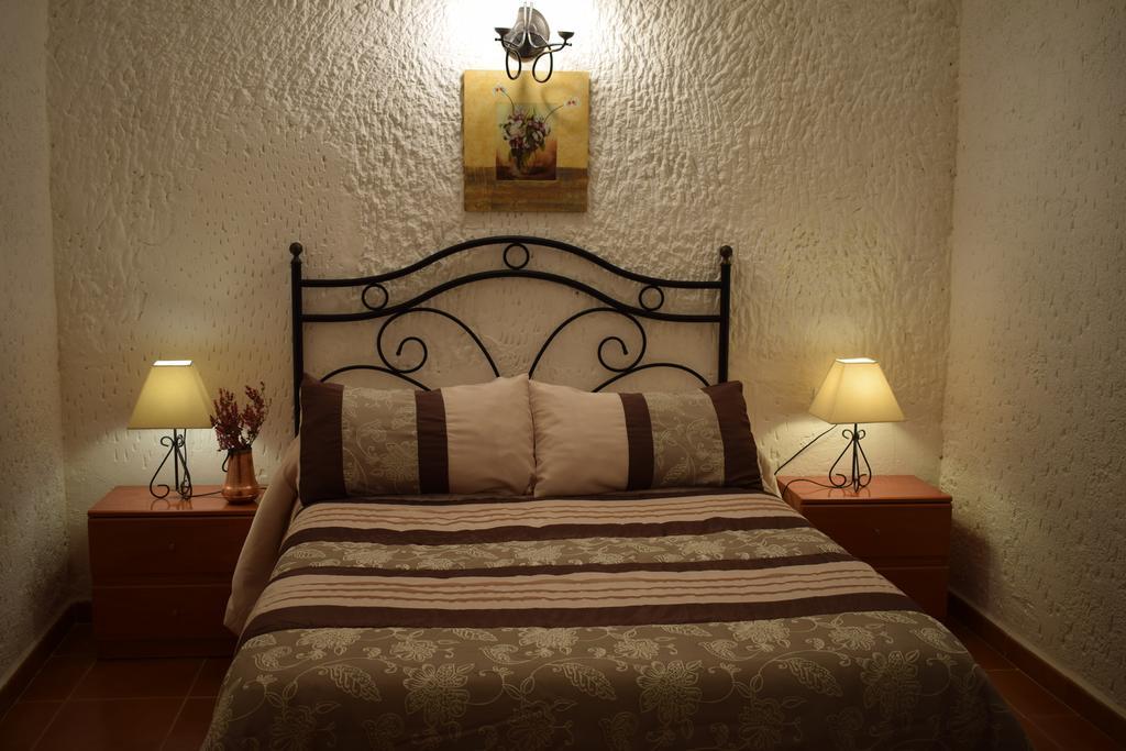 Purullena Apartamentos Horno Y Casa De Dulce מראה חיצוני תמונה